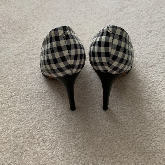 Gingham Pumps - Picture 3 of 5